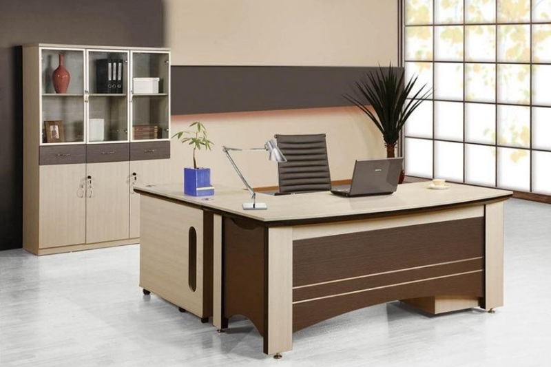 bàn giám đốc hợp mệnh Mộc