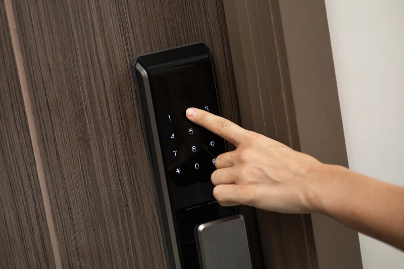 Cách sử dụng khóa điện tử mở bằng mã số