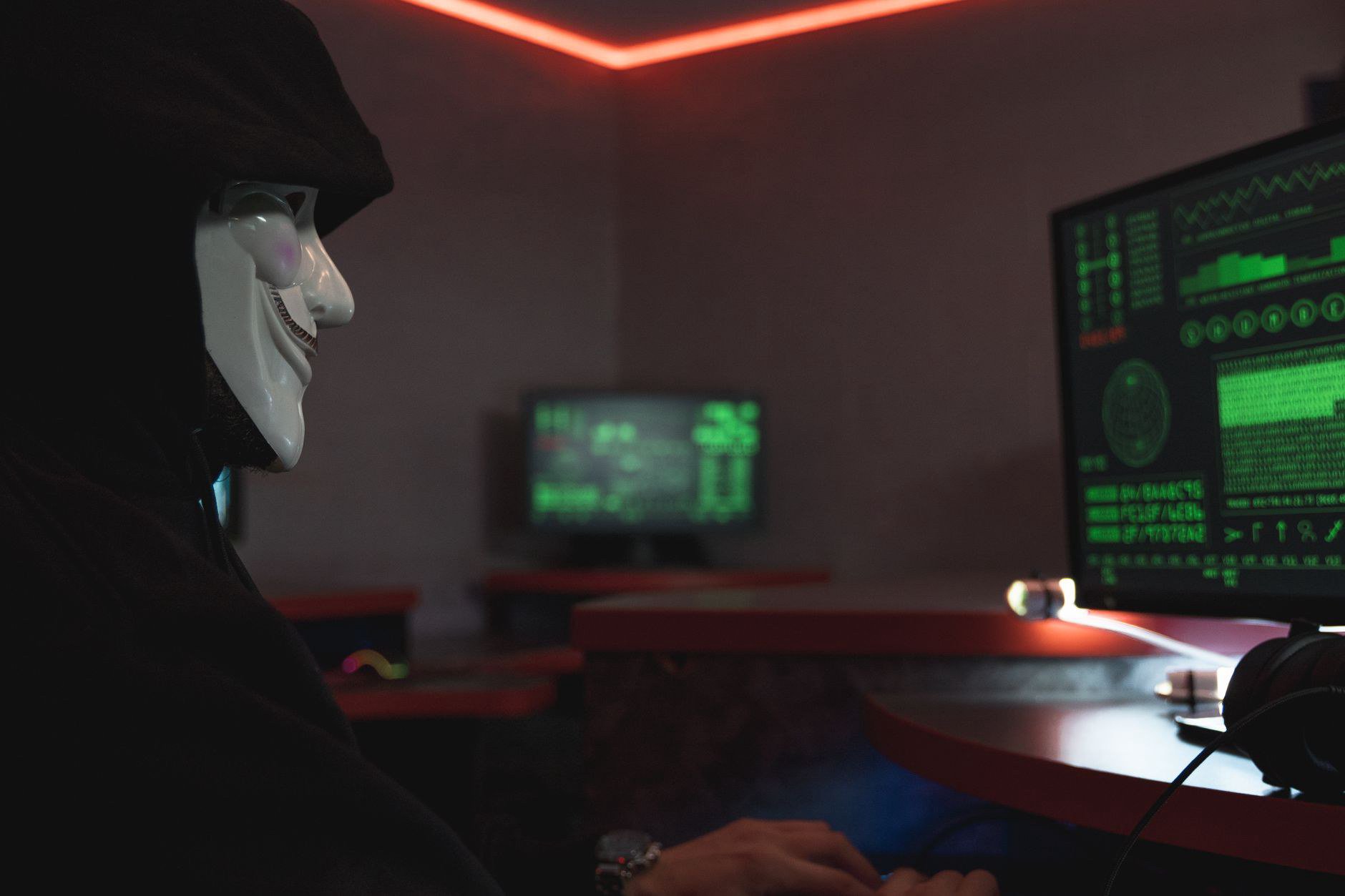 Trả lời thẳng: Top 5 kinh nghiệm thực tế về công nghệ và bảo mật web mà game thủ kiêm dân văn phòng nên áp dụng khi tải nhiều phần mềm